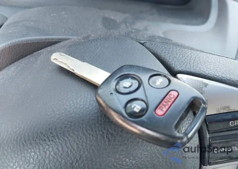 2008 Honda Accord 2.4 Ex from USA, damaged, VIN 1HGCP26718A031368